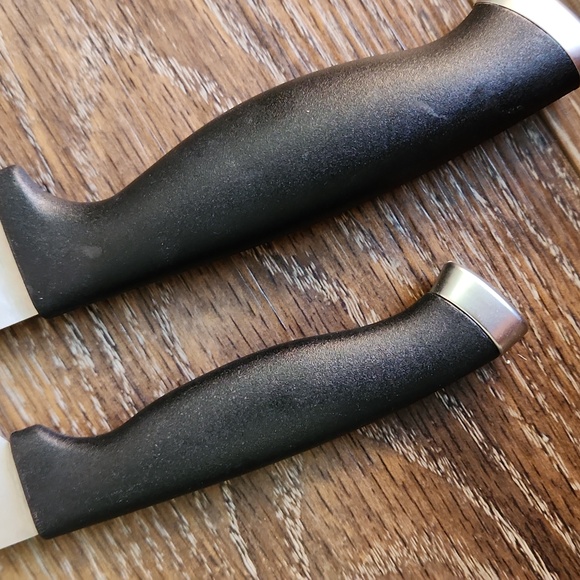 2 Core Kitchen Knives - Picture 7 of 8